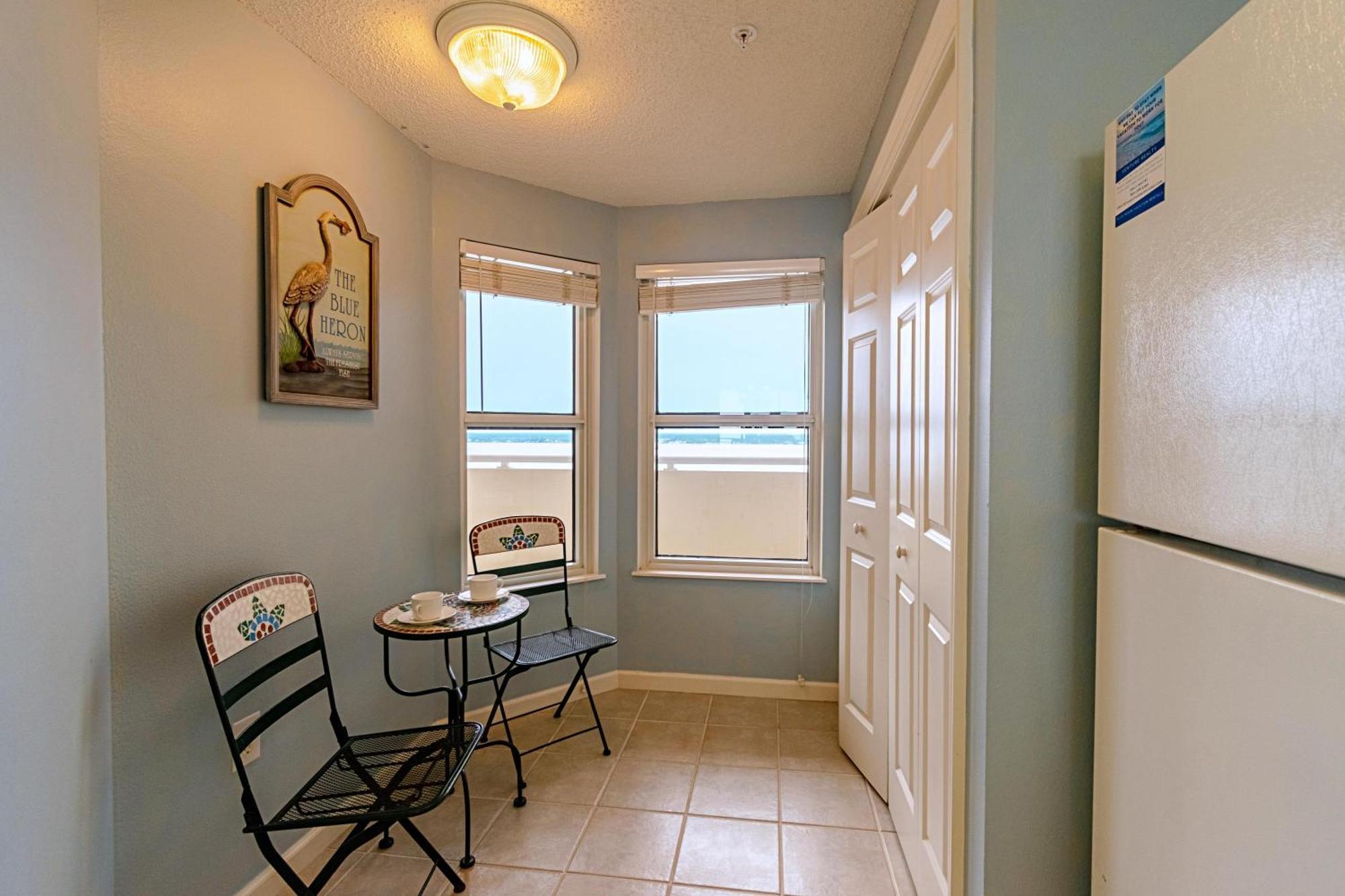 Sunsational Pearl Of The Sea Apartment Наваре Екстериор снимка